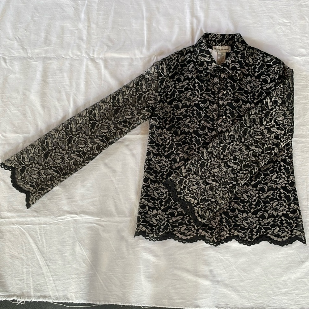 Rena Rowan black and silver  blouse size 2P by new with tags